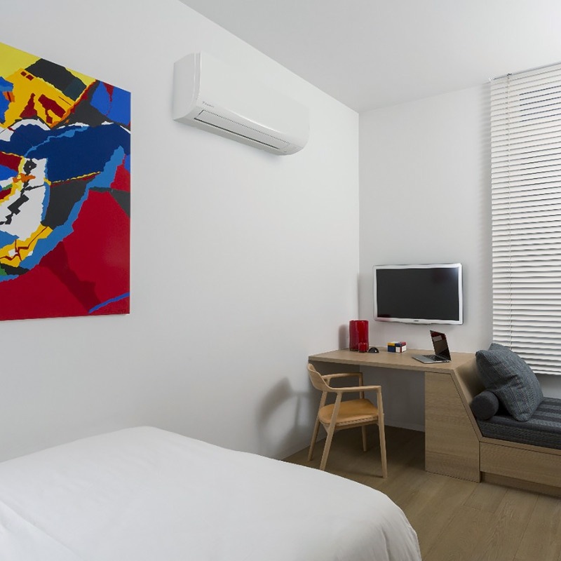 Инверторный настенный кондиционер (сплит-система) Daikin FTXF20E / RXF20F